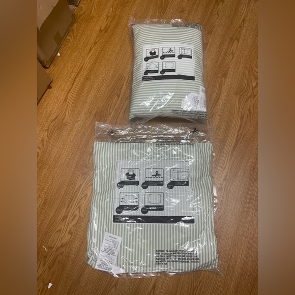 Striped pillow bundle - Picture 6 of 6